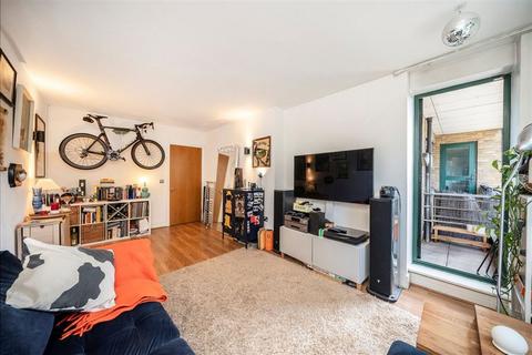 1 bedroom flat for sale, Mansell Street, London E1