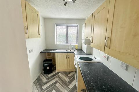 undefined, Thorpefield Close, Thorpe Hesley, ROTHERHAM