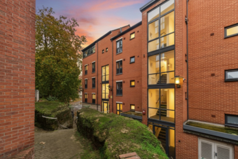 Chardlace Walk, Nottingham, NG1