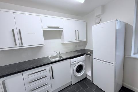 2 bedroom apartment to rent, Trivett Square, Nottingham, NG1