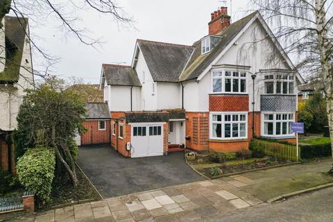 4 bedroom semi-detached house for sale, Dovedale Road, Stoneygate, LE2