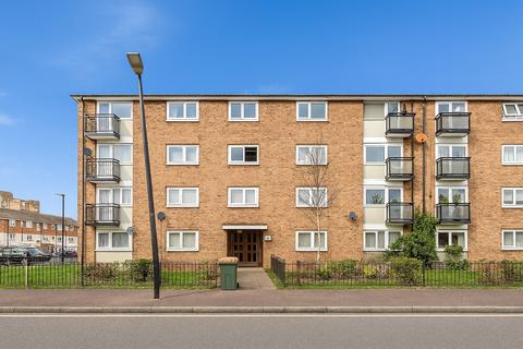 2 bedroom flat to rent - Cleves Road, London, E6