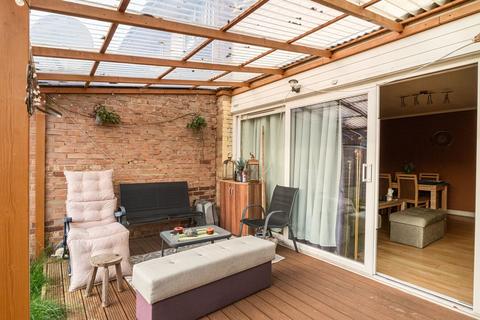 3 bedroom terraced house for sale, Stroud Green Drive, Bognor Regis, PO21