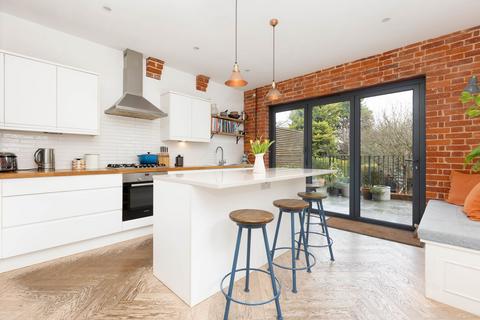 4 bedroom semi-detached house for sale, Upper Tilehouse Street, Hitchin SG5