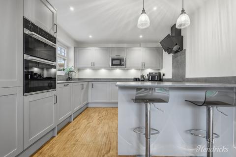undefined, Cherrybrook, Southend-on-sea, SS1 3