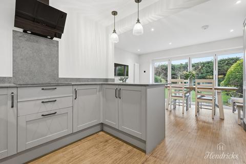 undefined, Cherrybrook, Southend-on-sea, SS1 3