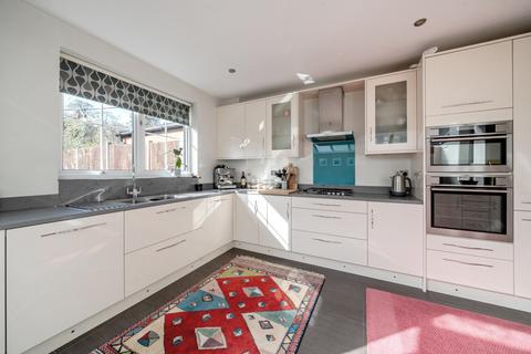 undefined, Kings Road, Ascot SL5