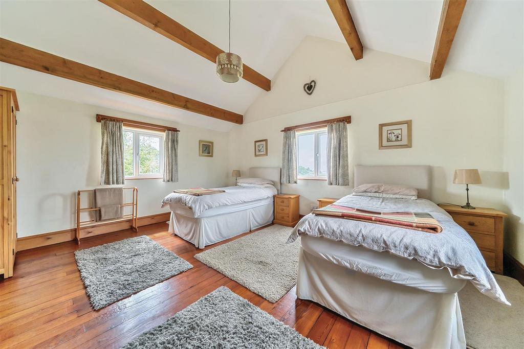Heron Cottage 3.jpg