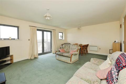 2 bedroom apartment for sale, Kentmere Drive, Lakeside, DONCASTER