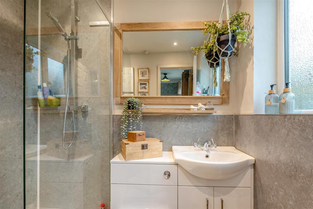 8681753-interior08.jpg