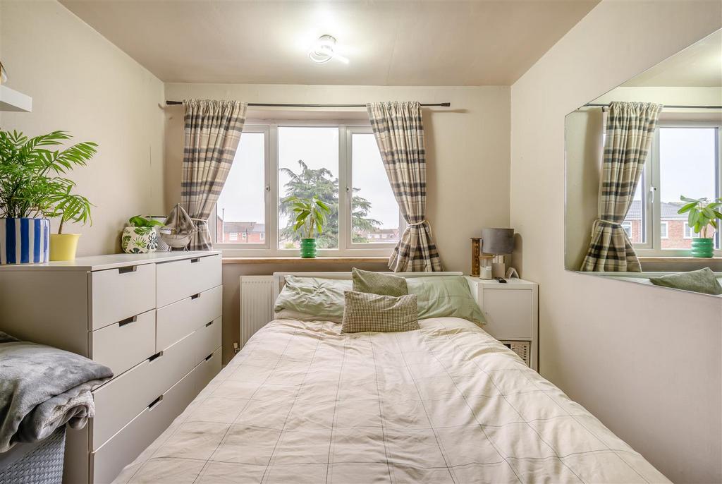 8681753-interior14.jpg