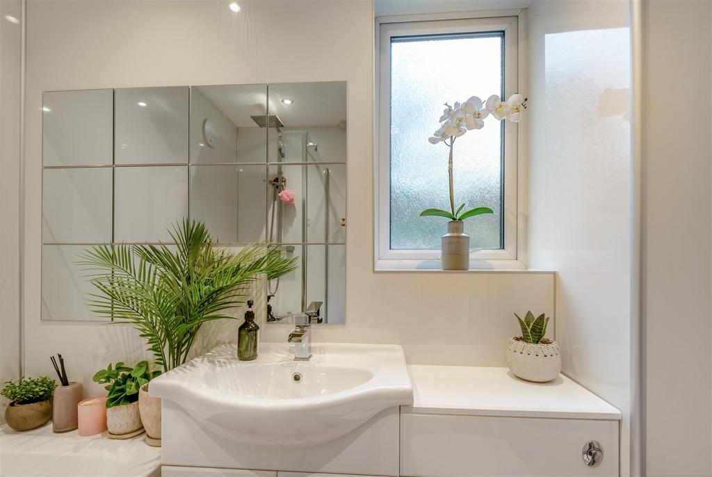 8681753-interior03.jpg