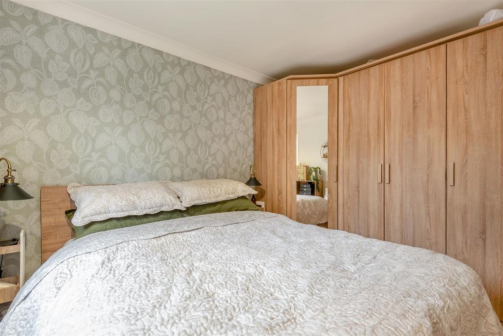 8681753-interior09.jpg