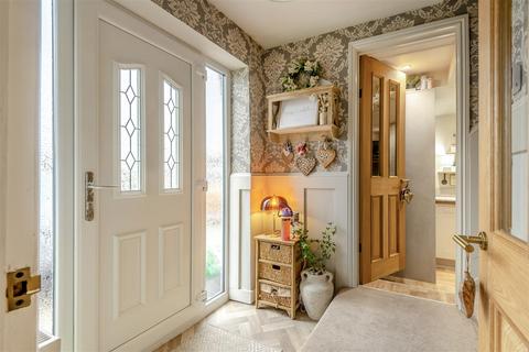 4 bedroom semi-detached house for sale, Mapleton Way, Sutton-in-Ashfield
