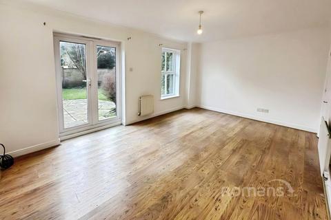 undefined, Richmond Close, Farnborough, Hampshire, GU14