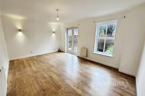 undefined, Richmond Close, Farnborough, Hampshire, GU14