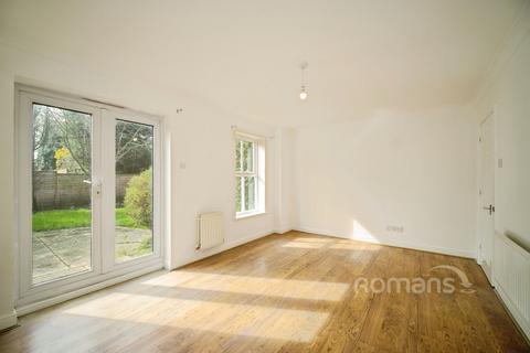 undefined, Richmond Close, Farnborough, Hampshire, GU14