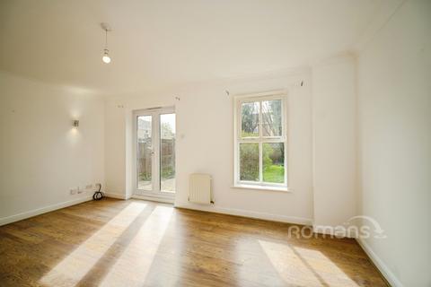 undefined, Richmond Close, Farnborough, Hampshire, GU14
