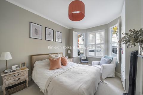 2 bedroom flat to rent, Letchworth Street, Tooting, London, SW17