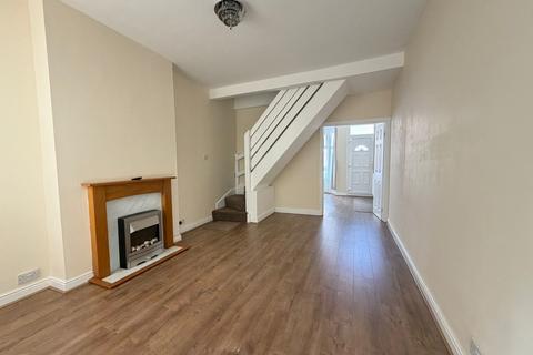 2 bedroom terraced house to rent, Dunster Street, Leicester, LE3