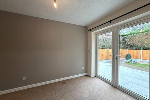 3 bedroom end of terrace house for sale, Westminster Close, Middlewich