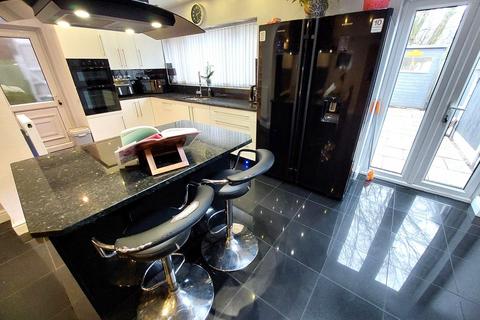 3 bedroom end of terrace house for sale, Cudworth Road, Blackley, M9