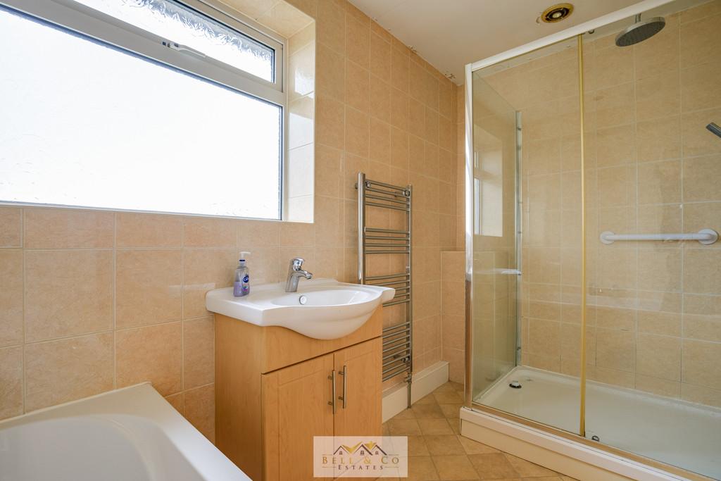 Bathroom 12