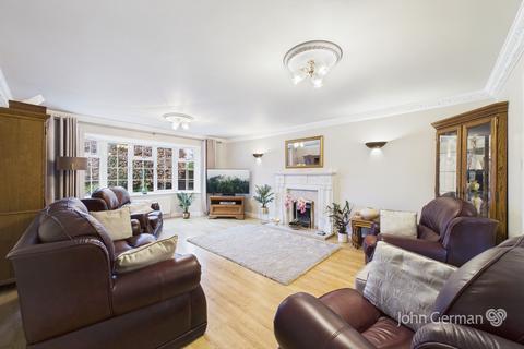 4 bedroom detached house for sale, Mill Hill Lane, Burton-on-Trent