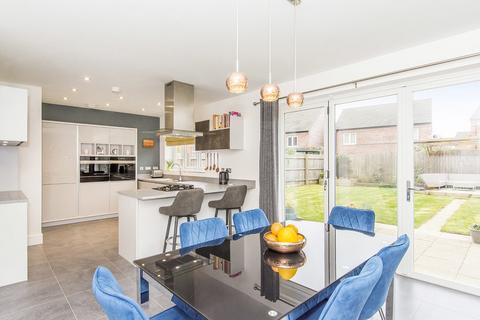 5 bedroom detached house for sale, Bannockburn Lane, Market Harborough