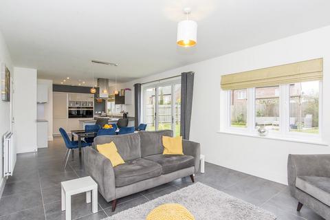 5 bedroom detached house for sale, Bannockburn Lane, Market Harborough