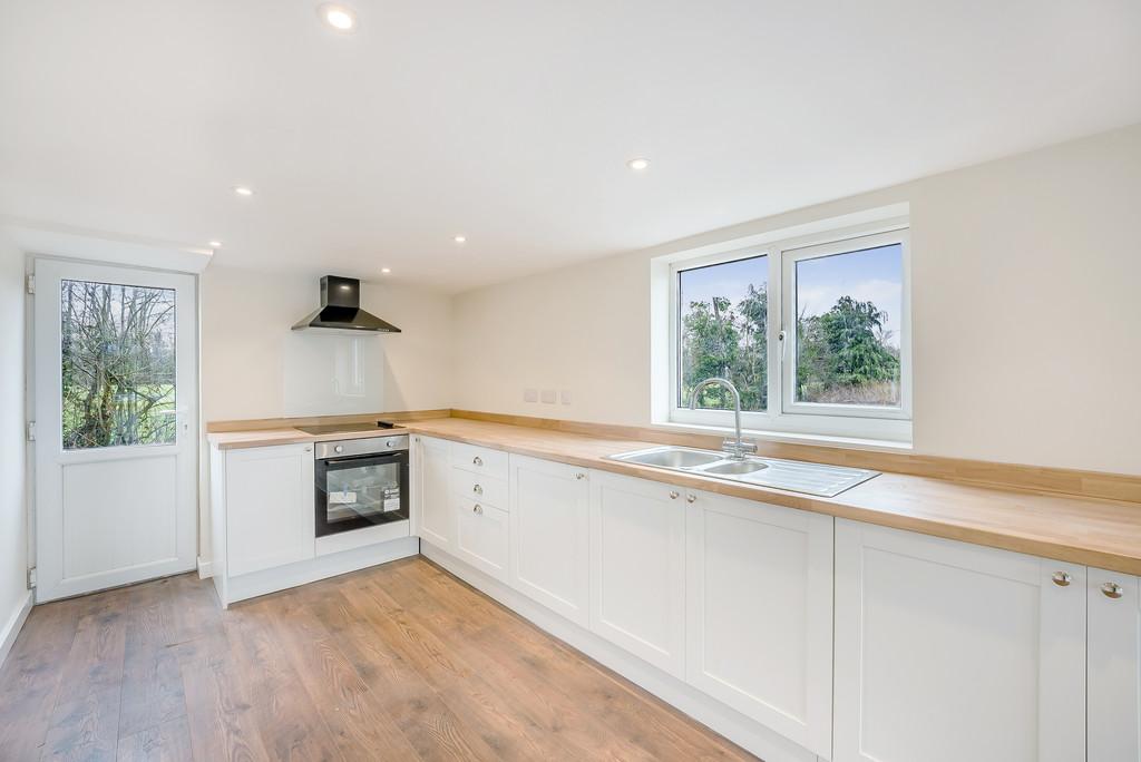 8680798-interior17dp