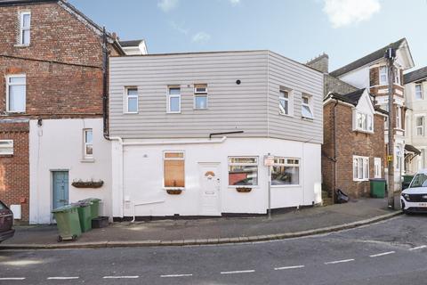 2 bedroom end of terrace house for sale, Bournemouth Road, Folkestone