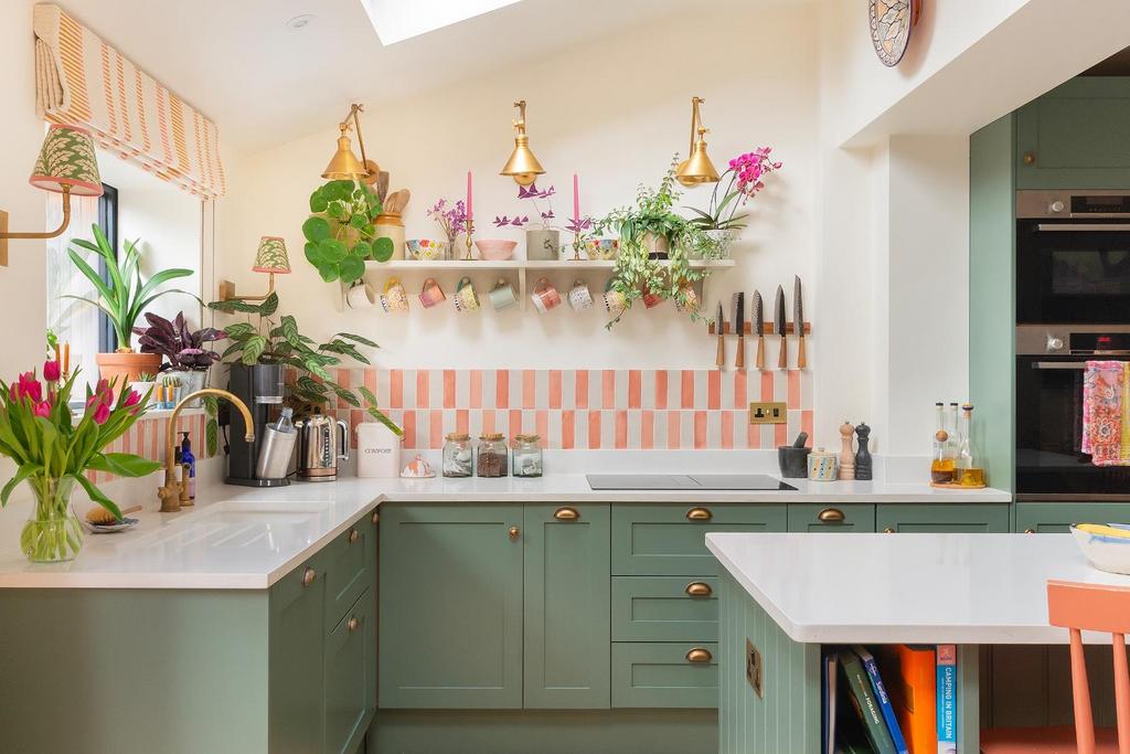 4 S2 WRSW - Kitchen Diner K.jpg