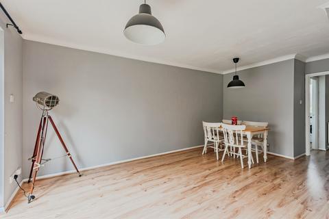 2 bedroom end of terrace house for sale, Keats Avenue, Redhill
