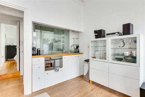 1 bedroom flat to rent, Berrington House, London W2