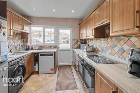 4 bedroom detached house for sale, Chestnut Path, Rochford