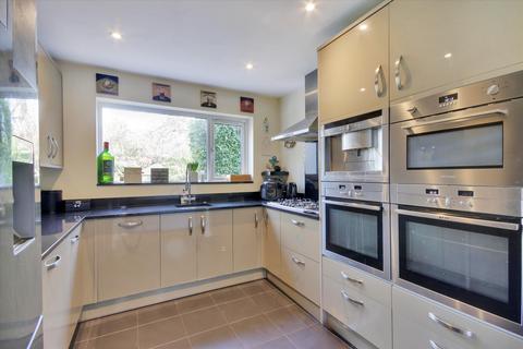 5 bedroom detached house for sale, Dornden Drive, Langton Green, Tunbridge Wells, Kent TN3