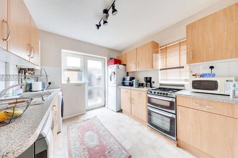 2 bedroom ground floor maisonette for sale, Valley Road, Orpington