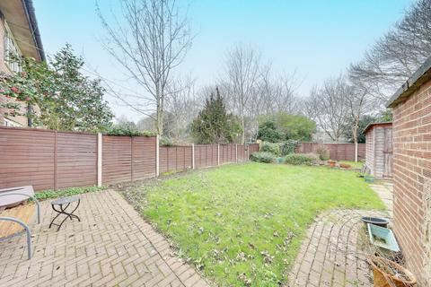 2 bedroom ground floor maisonette for sale, Valley Road, Orpington