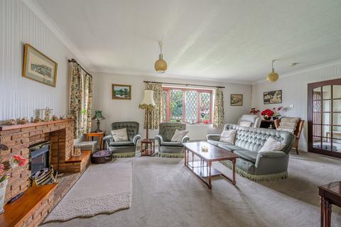 4 bedroom detached bungalow for sale, Aldermead Close, Admaston, Telford, TF5 0DD.