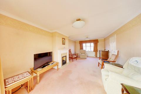 4 bedroom detached house for sale, Charterhouse Road, Orpington