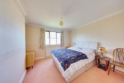 4 bedroom detached house for sale, Charterhouse Road, Orpington