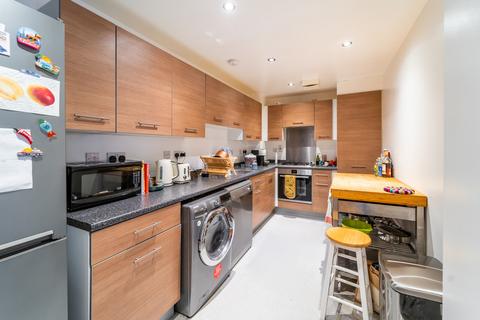 2 bedroom apartment for sale, Cottage Road, Islington, London, N1