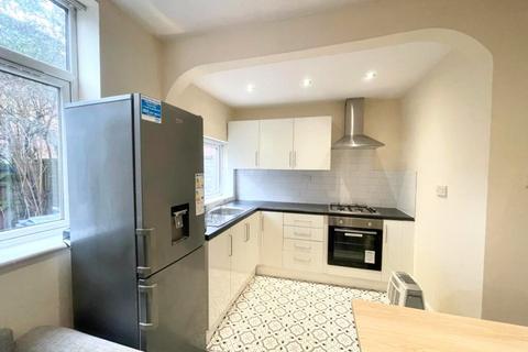 2 bedroom apartment to rent, Lawford Rd, London, NW5