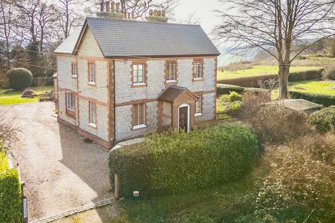 2 bedroom maisonette for sale, Ranmore Common, Dorking