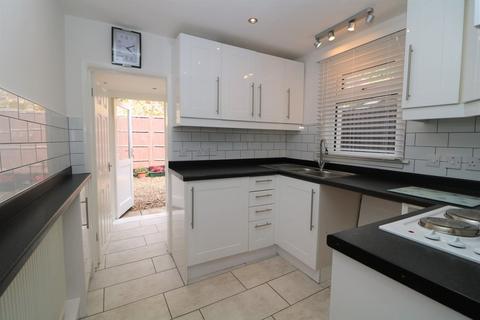 2 bedroom terraced house for sale, Mount Street, Dorking