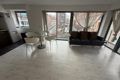 2 bedroom apartment to rent, Islington Gates, Birmingham B3