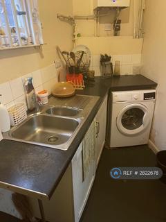 3 bedroom terraced house to rent, School St, Wolverhampton, WV1
