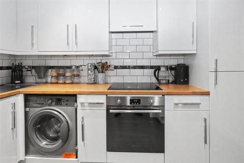 undefined, Kings Road, Surrey GU21