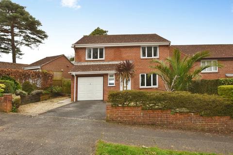 3 bedroom detached house for sale, Fern Road, Aller Park, NEWTON ABBOT, Devon.